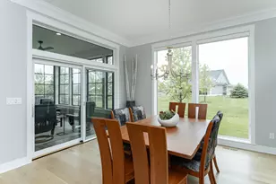 2720 Bentley Dr SW, Rochester, MN 55902 - Photo 11