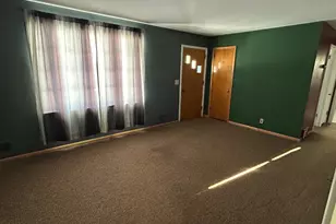 902 NE 2nd Ave, Grand Rapids, MN 55744 - Photo 3