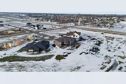 6490 Selkirk Drive S, Fargo, ND 58104 - Photo 77