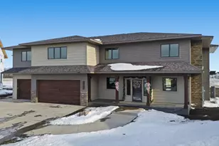 6490 Selkirk Dr S, Fargo, ND 58104 - Photo 5