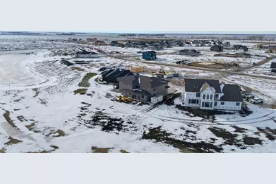 6490 Selkirk Drive S, Fargo, ND 58104 - Photo 75