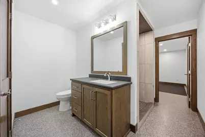 6490 Selkirk Drive S, Fargo, ND 58104 - Photo 61