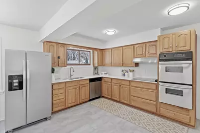 19 Mission Lane, Bloomington, MN 55420 - Photo 5