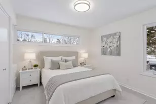 19 Mission Ln, Bloomington, MN 55420 - Photo 11