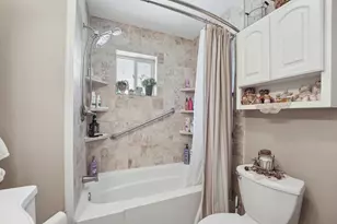 630 2nd St, Duluth, MN 55810 - Photo 9