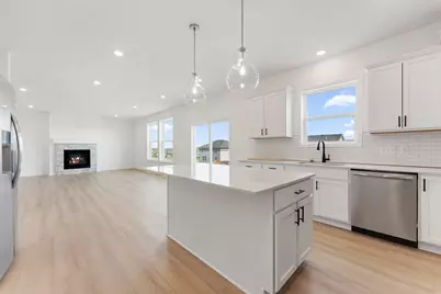 2471 Tyrone Drive, Shakopee, MN 55379 - Photo 7