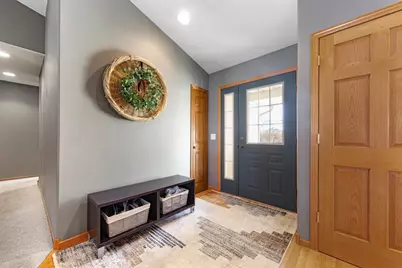 2502 7th Street NE, Waseca, MN 56093 - Photo 3