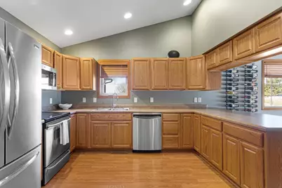 2502 7th Street NE, Waseca, MN 56093 - Photo 9