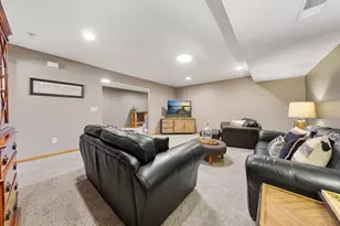 2502 7th St NE, Waseca, MN 56093 - Photo 19