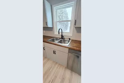 114 Louisiana Avenue W, Gilbert, MN 55741 - Photo 3