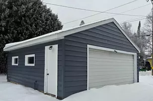 114 Louisiana Ave W, Gilbert, MN 55741 - Photo 9