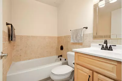 1304 W Medicine Lake Drive #202, Plymouth, MN 55441 - Photo 19