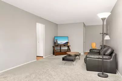 1304 W Medicine Lake Drive #202, Plymouth, MN 55441 - Photo 7