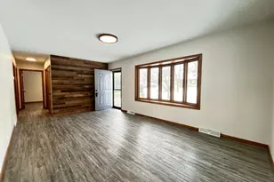 926 N Aurdal Ave, Fergus Falls, MN 56537 - Photo 7