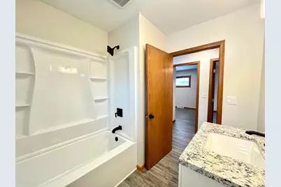 926 N Aurdal Avenue, Fergus Falls, MN 56537 - Photo 11