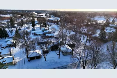 926 N Aurdal Avenue, Fergus Falls, MN 56537 - Photo 5