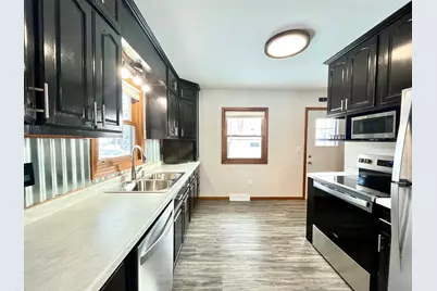 926 N Aurdal Avenue, Fergus Falls, MN 56537 - Photo 21