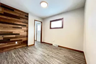 926 N Aurdal Ave, Fergus Falls, MN 56537 - Photo 19