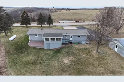 32158 County Road 1, La Crescent, MN 55947 - Photo 9