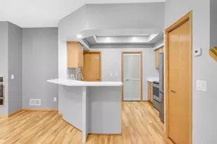 10935 Oregon Ave S, Bloomington, MN 55438 - Photo 9