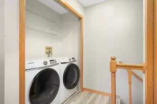 10935 Oregon Ave S, Bloomington, MN 55438 - Photo 19