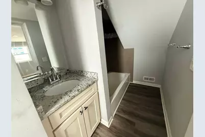 941 Cypress Street, Saint Paul, MN 55106 - Photo 7