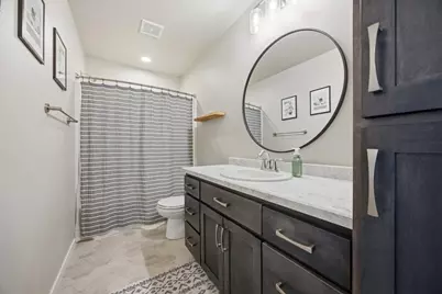 413 Hampton Drive W, Moorhead, MN 56560 - Photo 31