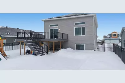 413 Hampton Drive W, Moorhead, MN 56560 - Photo 3