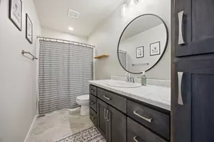 413 Hampton Dr W, Moorhead, MN 56560 - Photo 33