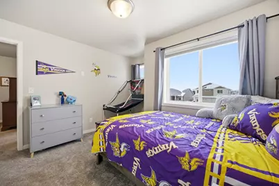 413 Hampton Drive W, Moorhead, MN 56560 - Photo 33