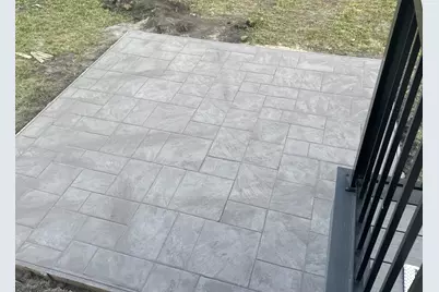 413 Hampton Drive W, Moorhead, MN 56560 - Photo 17