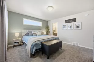 413 Hampton Dr W, Moorhead, MN 56560 - Photo 25