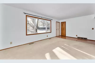 550 Roland Street, Chippewa Falls, WI 54729 - Photo 9