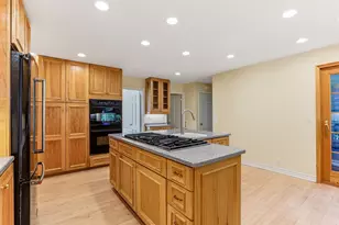 1611 Sumter Ave N, Golden Valley, MN 55427 - Photo 17