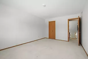 6733 W 82nd St, Bloomington, MN 55438 - Photo 15