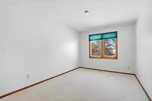 6733 W 82nd St, Bloomington, MN 55438 - Photo 17