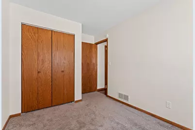 1909 2nd Avenue NE, Stewartville, MN 55976 - Photo 11