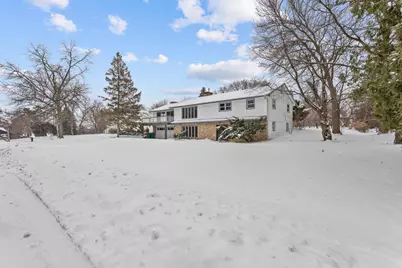 3840 Leslee Curve, Chanhassen, MN 55331 - Photo 33