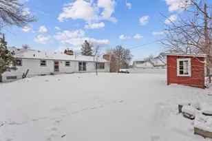 3840 Leslee Curve, Chanhassen, MN 55331 - Photo 31