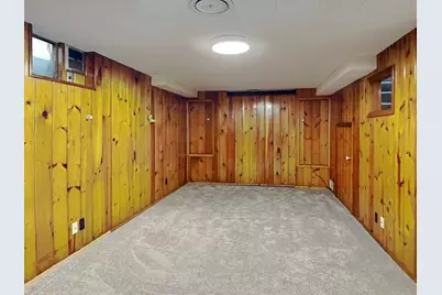 2092 Bush Avenue E, Saint Paul, MN 55119 - Photo 11