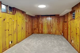 2092 Bush Ave E, Saint Paul, MN 55119 - Photo 11