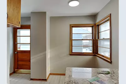 2092 Bush Avenue E, Saint Paul, MN 55119 - Photo 5