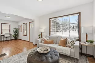 1981 Minnehaha Ave E, Saint Paul, MN 55119 - Photo 3