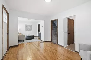 1981 Minnehaha Ave E, Saint Paul, MN 55119 - Photo 5