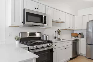 1981 Minnehaha Ave E, Saint Paul, MN 55119 - Photo 9