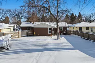 1217 17th St S, Moorhead, MN 56560 - Photo 43