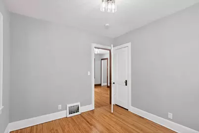 3923 Russell Avenue N, Minneapolis, MN 55412 - Photo 11