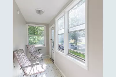 1651 4th Street E, Saint Paul, MN 55106 - Photo 9