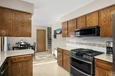 7501 W 100th Street, Bloomington, MN 55438 - Photo 5