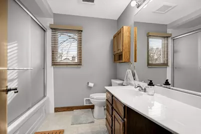 7501 W 100th Street, Bloomington, MN 55438 - Photo 17